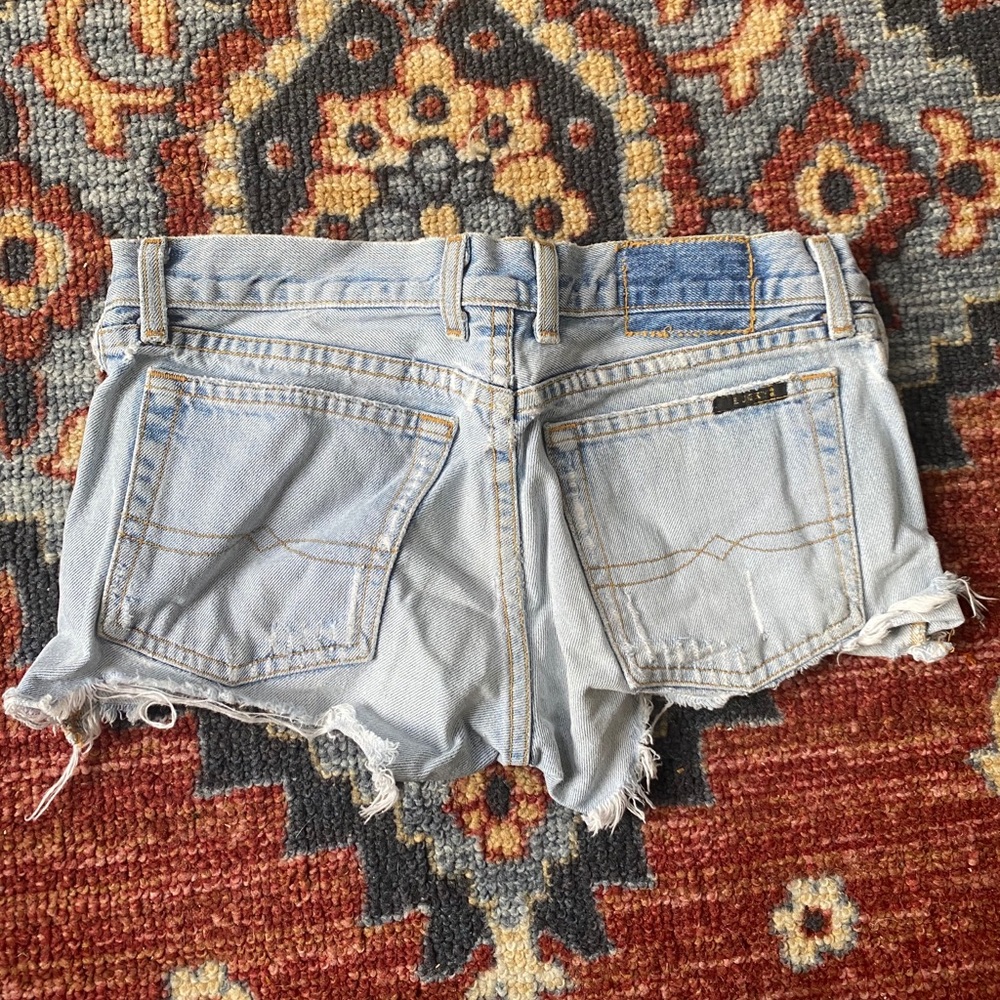 Shorts - Picture 4 of 4
